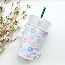 Load image into Gallery viewer, Floral Star | Coffee Cuff
